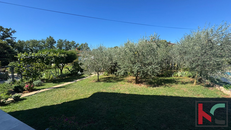 ISTRA, NOVA VAS, KUĆA SA 5  STAMBENIH JEDINICA I BAZENOM #PRODAJA