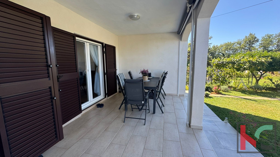 ISTRA, NOVA VAS, KUĆA SA 5  STAMBENIH JEDINICA I BAZENOM #PRODAJA