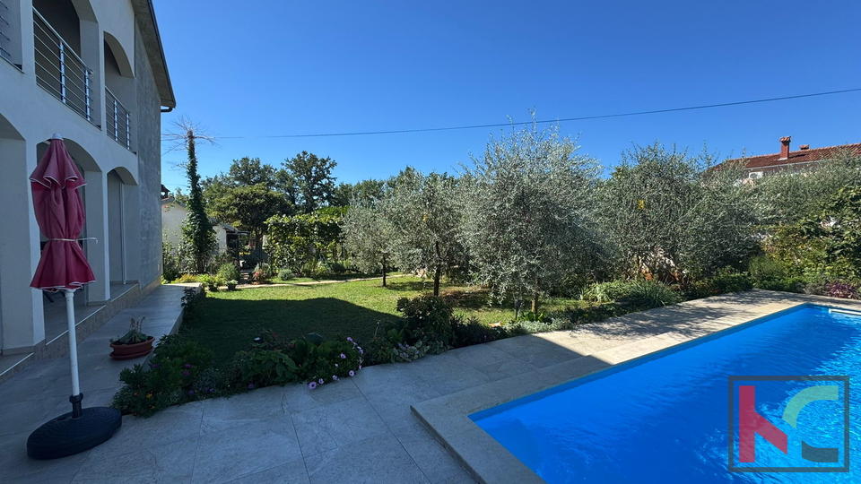 ISTRA, NOVA VAS, KUĆA SA 5  STAMBENIH JEDINICA I BAZENOM #PRODAJA