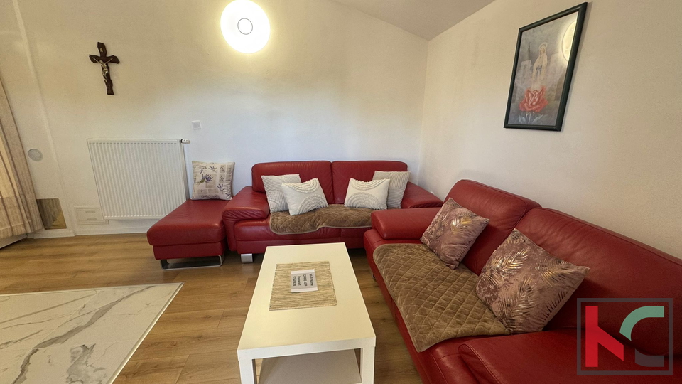 ISTRA, NOVA VAS, KUĆA SA 5  STAMBENIH JEDINICA I BAZENOM #PRODAJA