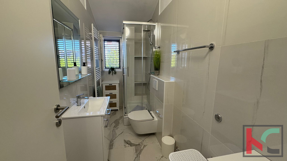 ISTRA, NOVA VAS, KUĆA SA 5  STAMBENIH JEDINICA I BAZENOM #PRODAJA