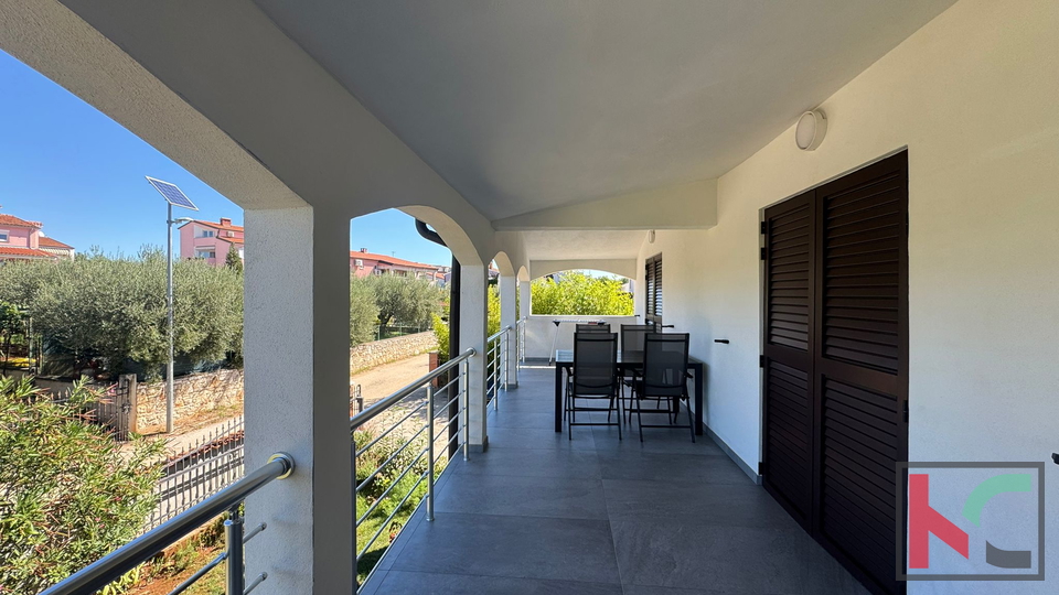 ISTRA, NOVA VAS, KUĆA SA 5  STAMBENIH JEDINICA I BAZENOM #PRODAJA