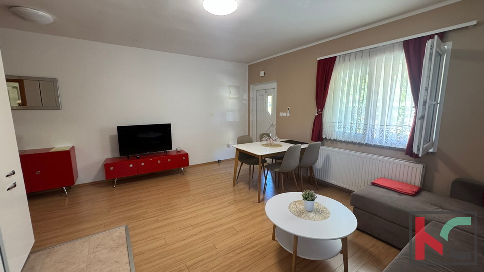 ISTRA, NOVA VAS, KUĆA SA 5  STAMBENIH JEDINICA I BAZENOM #PRODAJA