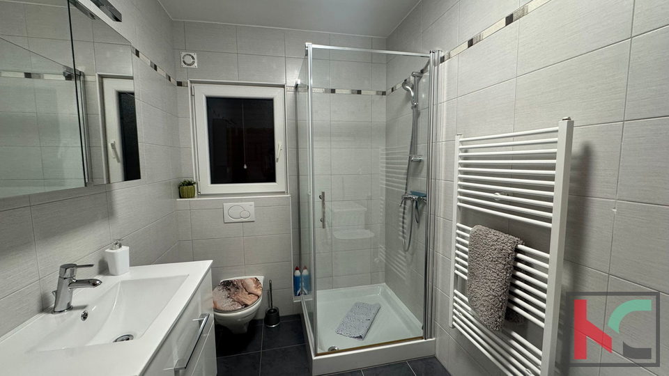 ISTRA, NOVA VAS, KUĆA SA 5  STAMBENIH JEDINICA I BAZENOM #PRODAJA