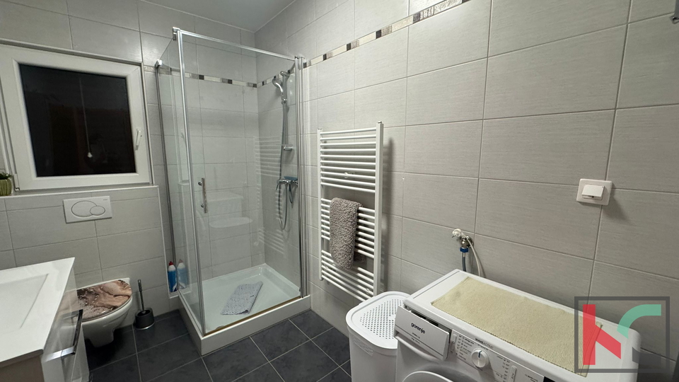 ISTRA, NOVA VAS, KUĆA SA 5  STAMBENIH JEDINICA I BAZENOM #PRODAJA