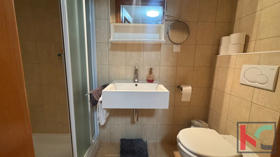 ISTRA, NOVA VAS, KUĆA SA 5  STAMBENIH JEDINICA I BAZENOM #PRODAJA