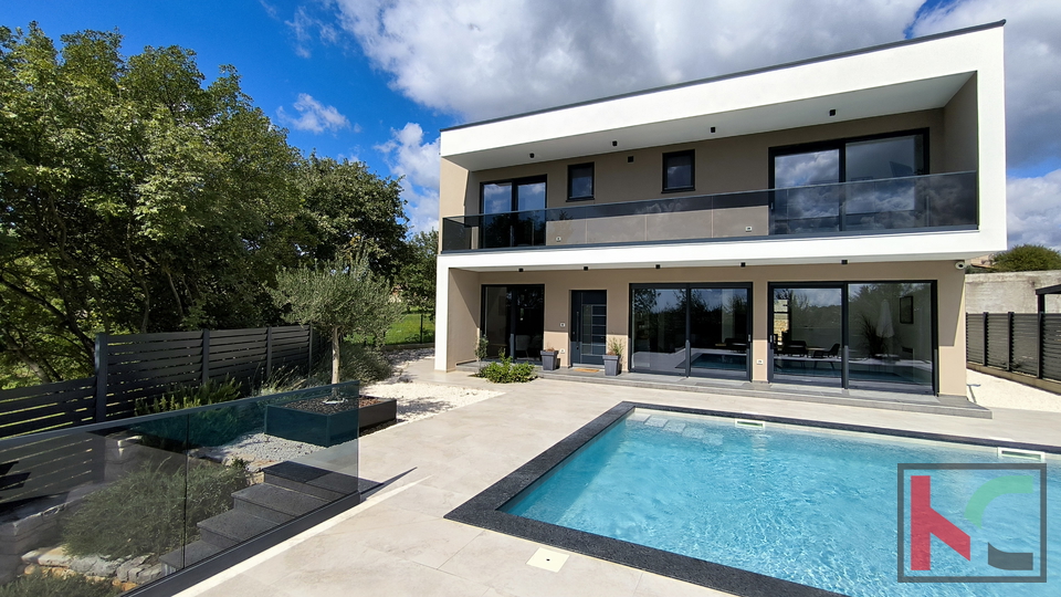 SVETVINČENAT, OKOLICA, PREKRASNA MODERNA KUĆA S BAZENOM #PRODAJA