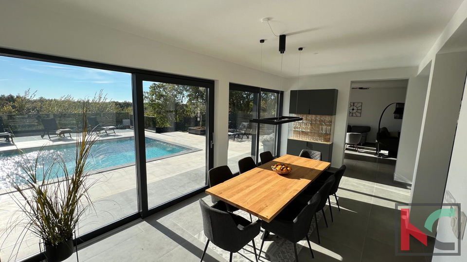 SVETVINČENAT, OKOLICA, PREKRASNA MODERNA KUĆA S BAZENOM #PRODAJA