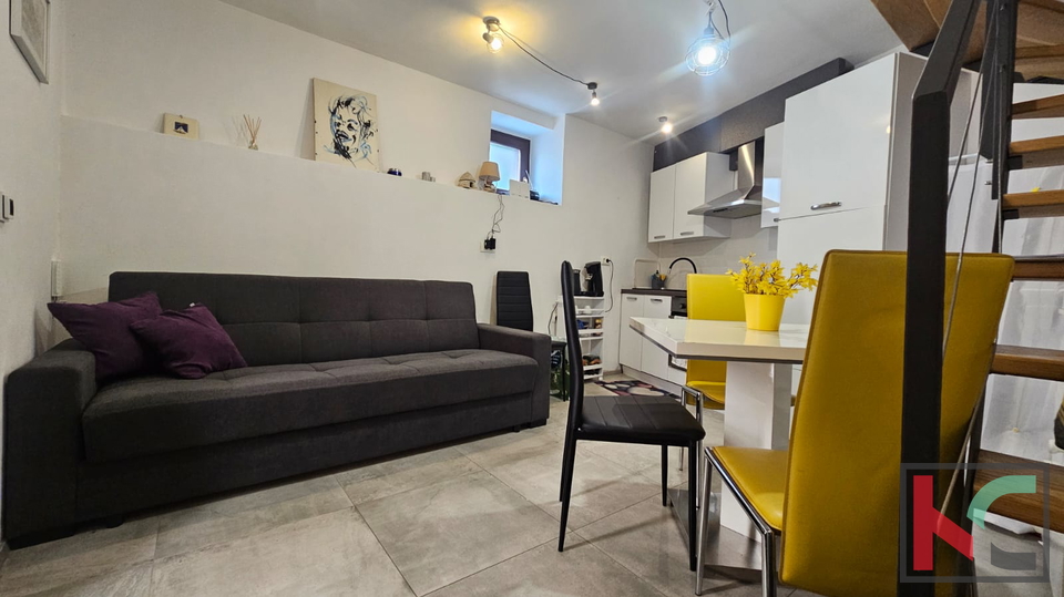 ROVINJ&comma; EKSKLUZIVNA PRODAJA KU&Cacute;E SA POGLEDOM NA MORE &num;PRODAJA