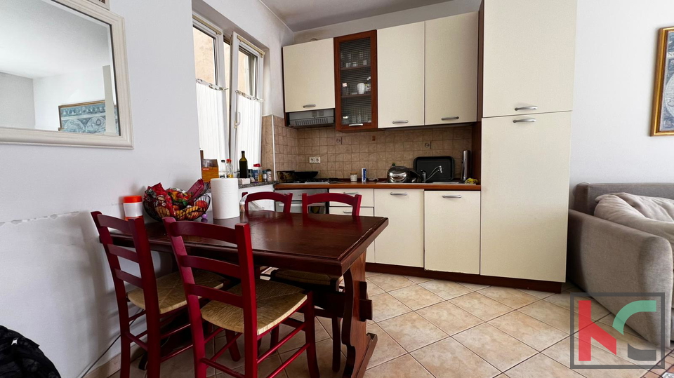 ISTRA&comma; ROVINJ&comma; JEDNOSOBAN STAN 37&comma;67M2 S BALKONOM &num;PRODAJA