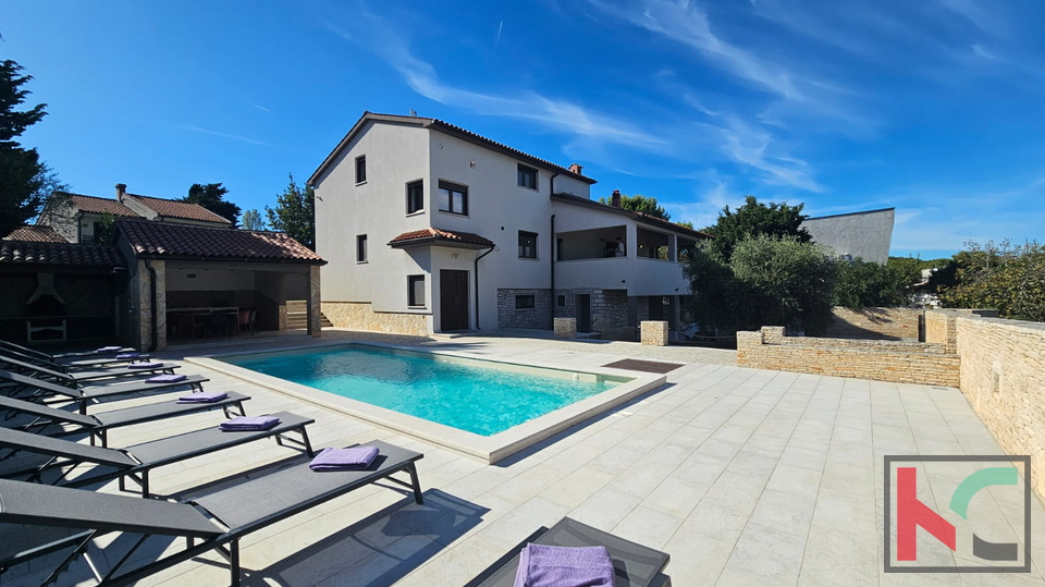 ISTRA, PREMANTURA, PREKRASNA KUĆA SA BAZENOM – MIR, PRIRODA I BLIZINA MORA, #PRODAJA