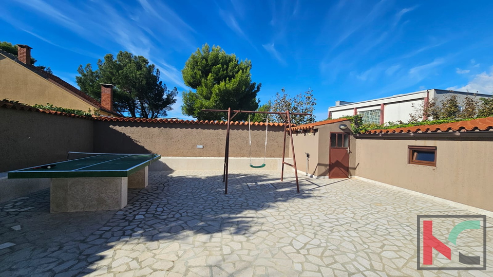 ISTRA, PREMANTURA, PREKRASNA KUĆA SA BAZENOM – MIR, PRIRODA I BLIZINA MORA, #PRODAJA