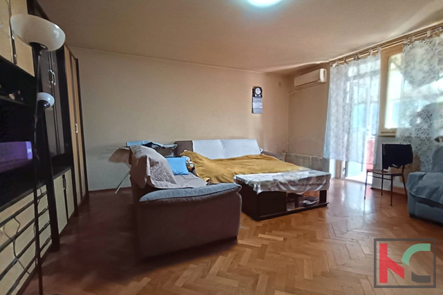 PULA, STAN U CENTRU S PARKINGOM, #PRODAJA