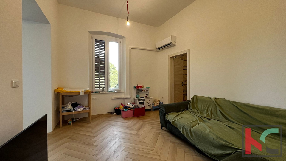 ISTRA, PULA, VERUDA, STAN 2SS+DB, RENOVIRAN, #PRODAJA