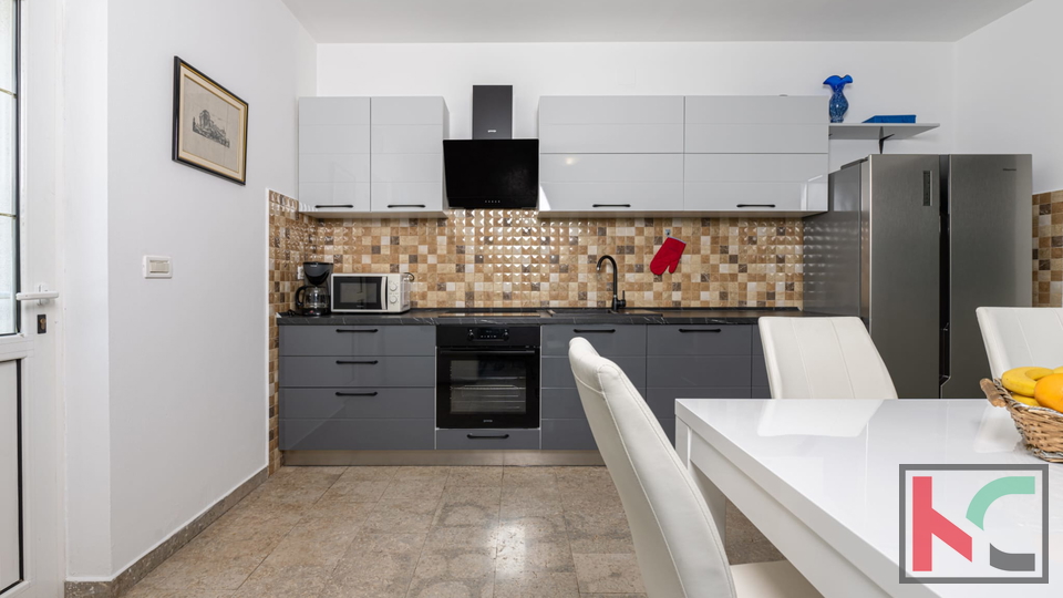 ISTRA, LABIN - KUĆA NA IMANJU OD 9400 m2, #PRODAJA