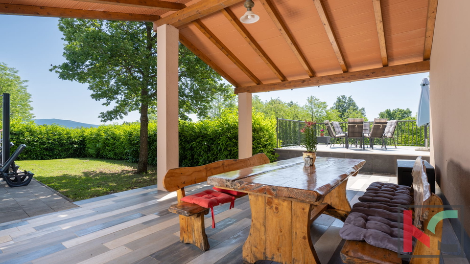 ISTRA, LABIN - KUĆA NA IMANJU OD 9400 m2, #PRODAJA