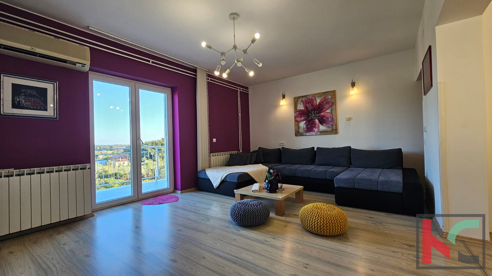 PULA&comma; BUSOLER&comma; STAN U KU&Cacute;I SA OKU&Cacute;NICOM&comma; 3SS&plus;DB 133&comma;29m2&comma; &num;PRODAJA