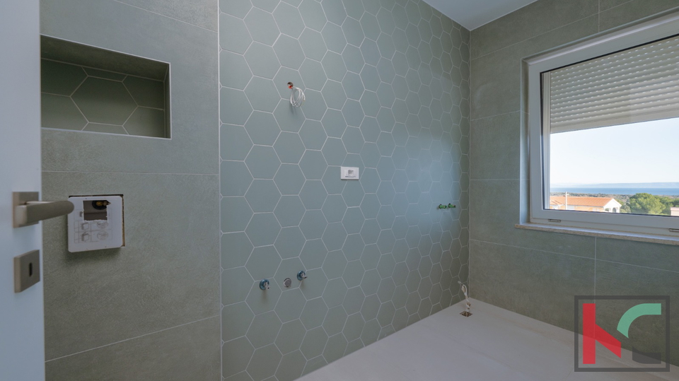 ISTRA&comma; LI&Zcaron;NJAN MODERNA KU&Cacute;A&comma; POGLED MORE&comma; &num;PRODAJA