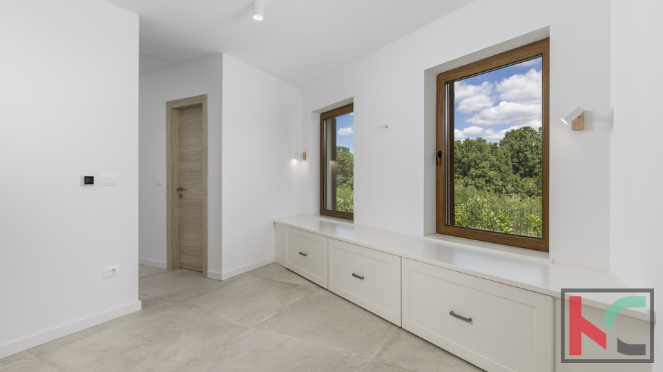 LUKSUZNA VILA, 200m2,TINJAN, #PRODAJA
