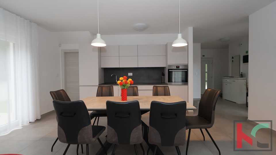 LIŽNJAN, ŠIŠAN, KUĆA 145 m2 SA BAZENOM #PRODAJA