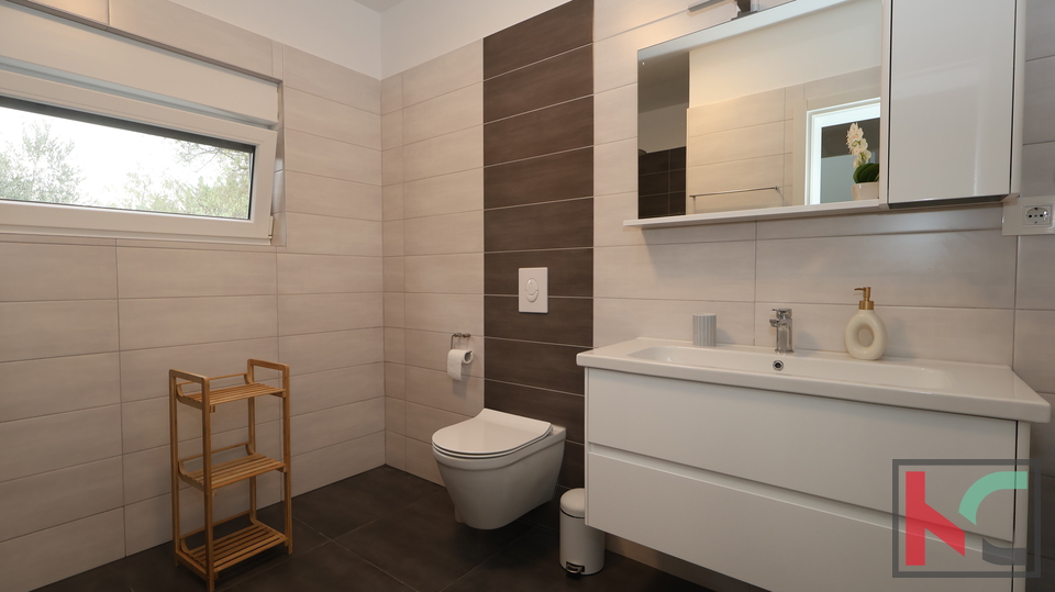 LIŽNJAN, ŠIŠAN, KUĆA 145 m2 SA BAZENOM #PRODAJA