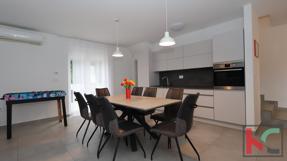 LIŽNJAN, ŠIŠAN, KUĆA 145 m2 SA BAZENOM #PRODAJA