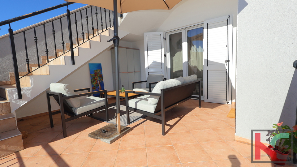 ISTRA, LIŽNJAN ,  2SS+DB , STAN SA POGLEDOM NA MORE I TERASOM, #PRODAJA