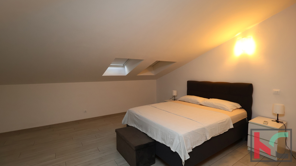 ISTRA&comma; PULA&comma; STAN 102&comma;5m2&comma; POGLED MORE&comma; PRVI RED DO MORA&comma; &num;PRODAJA