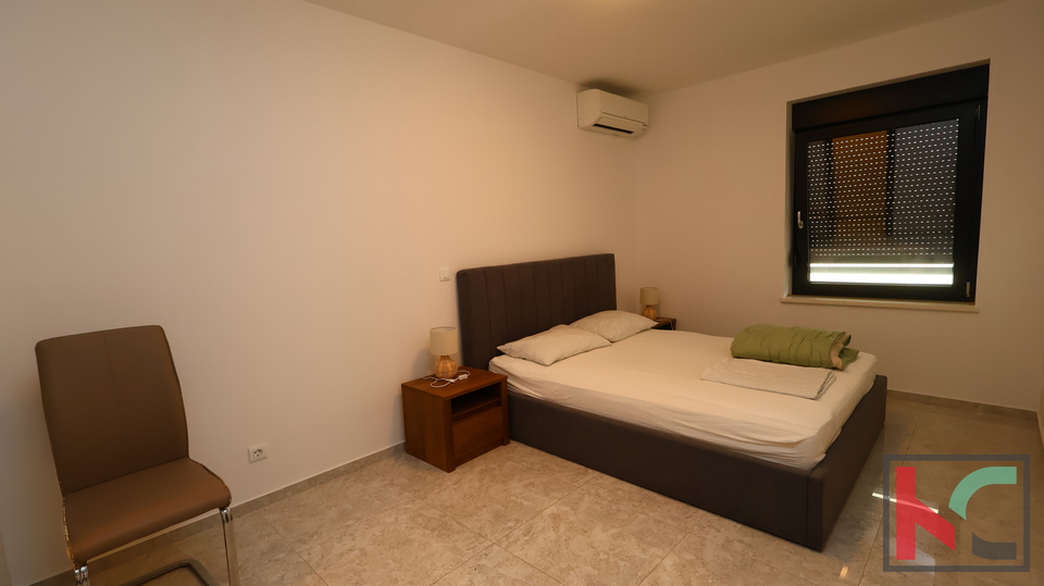 ISTRA, PULA, PJEŠČANA UVALA, STAN PRVI RED DO MORA,#PRODAJA