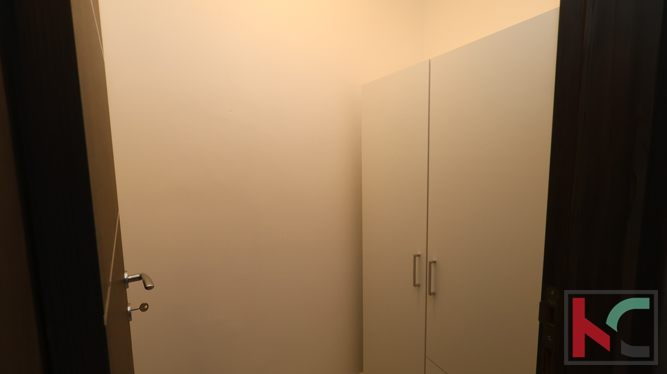 ISTRA, PULA, PJEŠČANA UVALA, STAN PRVI RED DO MORA,#PRODAJA