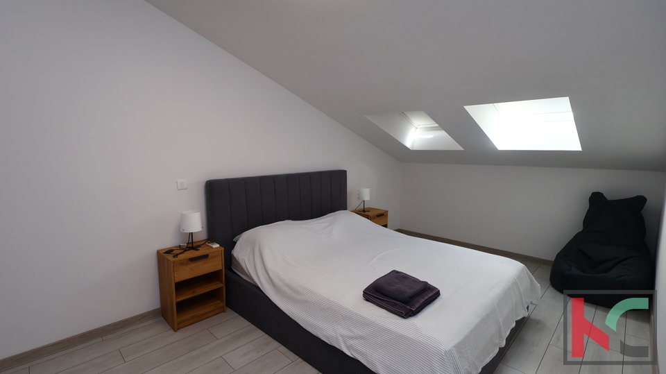 ISTRA, PULA, PJEŠČANA UVALA, STAN PRVI RED DO MORA,#PRODAJA