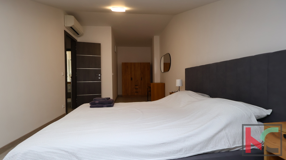 ISTRA, PULA, PJEŠČANA UVALA, STAN PRVI RED DO MORA,#PRODAJA