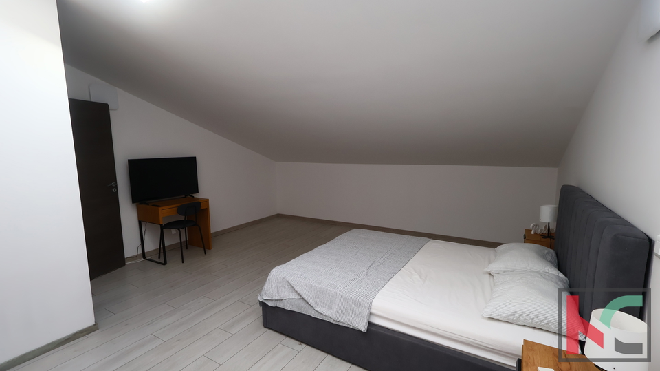 ISTRA, PULA, PJEŠČANA UVALA, STAN PRVI RED DO MORA,#PRODAJA