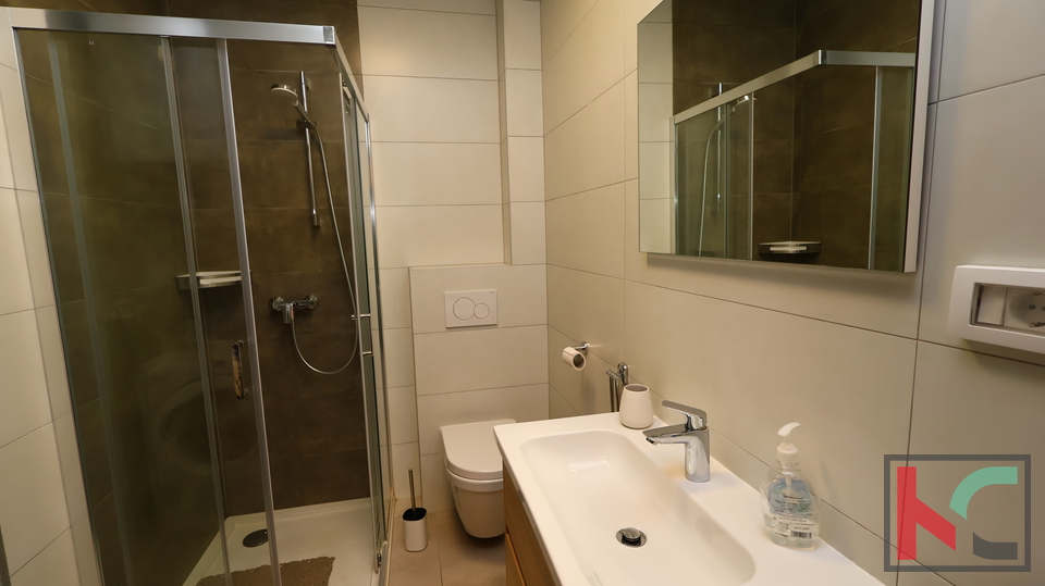 ISTRA&comma; PULA&comma; STAN 102&comma;5m2&comma; POGLED MORE&comma; PRVI RED DO MORA&comma; &num;PRODAJA