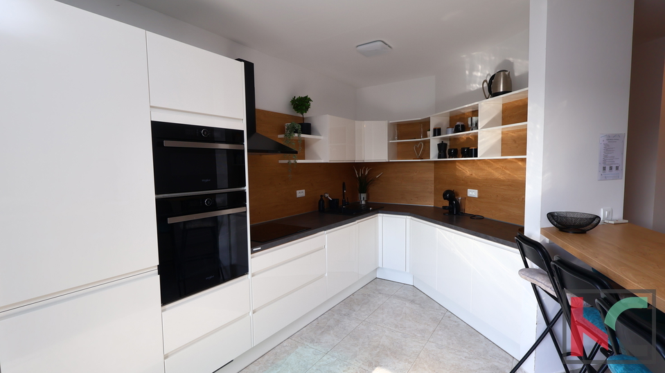 Stanovanje&comma; 141 m2&comma; Prodaja&comma; Medulin - Pje&scaron;&ccaron;ana uvala