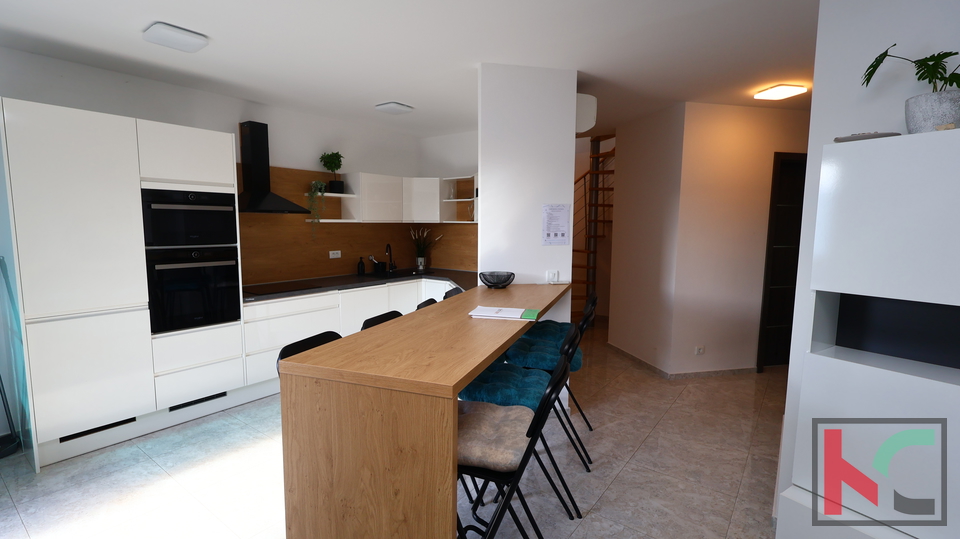 Stanovanje&comma; 141 m2&comma; Prodaja&comma; Medulin - Pje&scaron;&ccaron;ana uvala