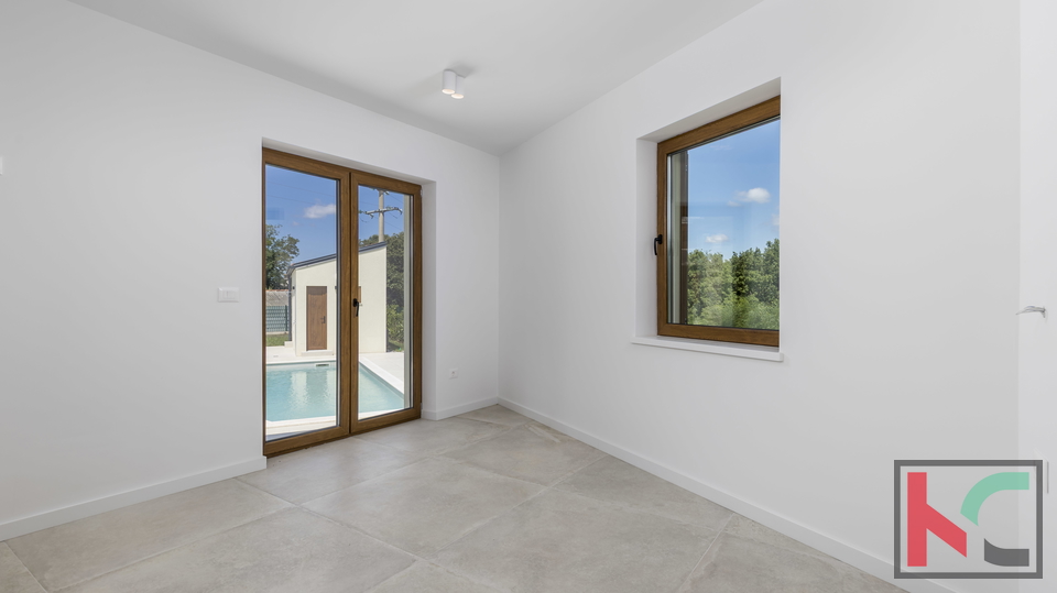 LUKSUZNA VILA, 200m2,TINJAN, #PRODAJA