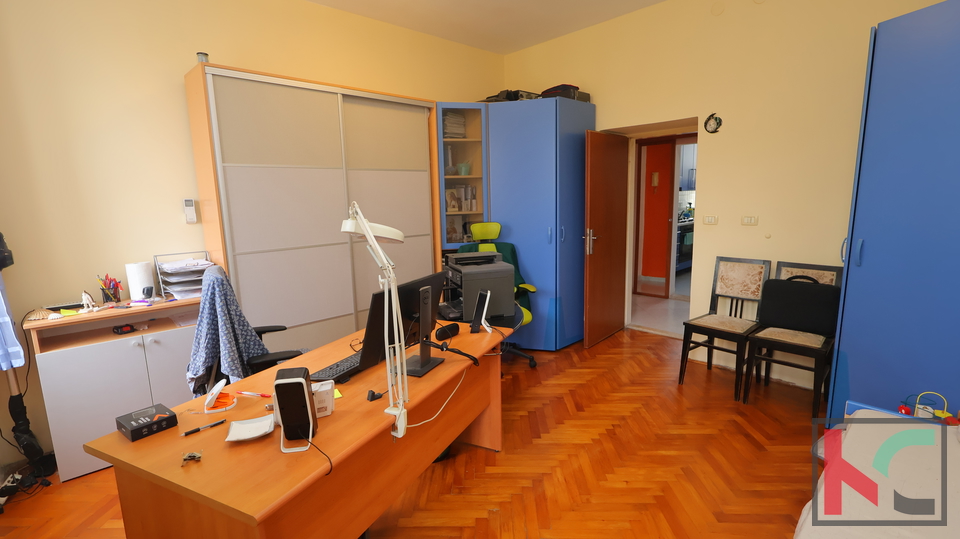 PULA&comma; VERUDA&comma; STAN 81&comma;39m2 SA VRTOM U POSJEDU&comma; &num;PRODAJA