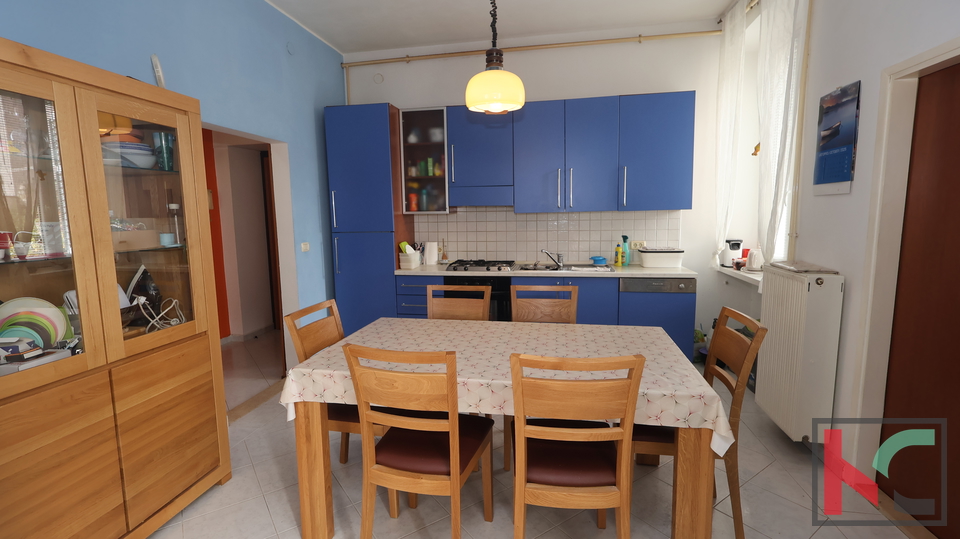 PULA&comma; VERUDA&comma; STAN 81&comma;39m2 SA VRTOM U POSJEDU&comma; &num;PRODAJA