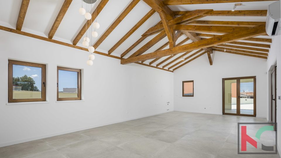 LUKSUZNA VILA&comma; 200m2&comma;TINJAN&comma; &num;NAJAM