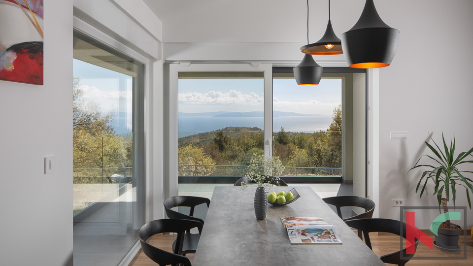 ISTRA&comma; LABIN&comma; VILA S OTVORENIM POGLEDOM NA MORE&comma; &num;PRODAJA