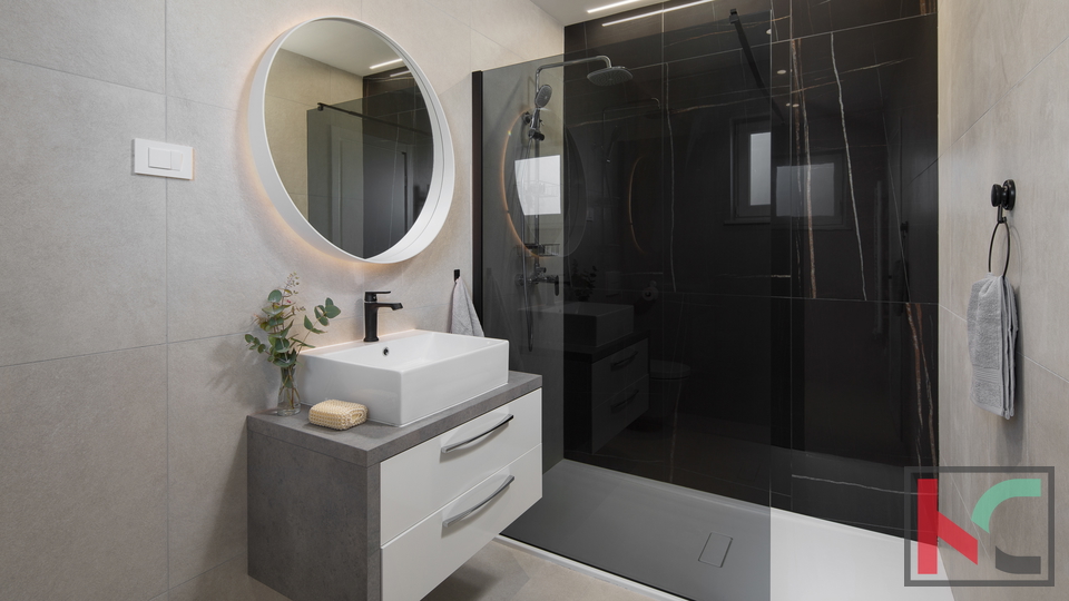 ISTRA&comma; LABIN&comma; VILA S OTVORENIM POGLEDOM NA MORE&comma; &num;PRODAJA