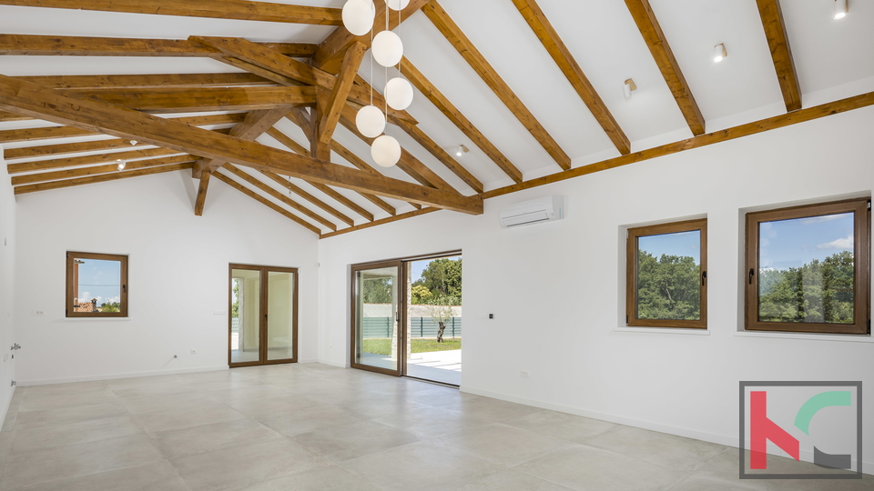 LUKSUZNA VILA&comma; 200m2&comma;TINJAN&comma; &num;NAJAM