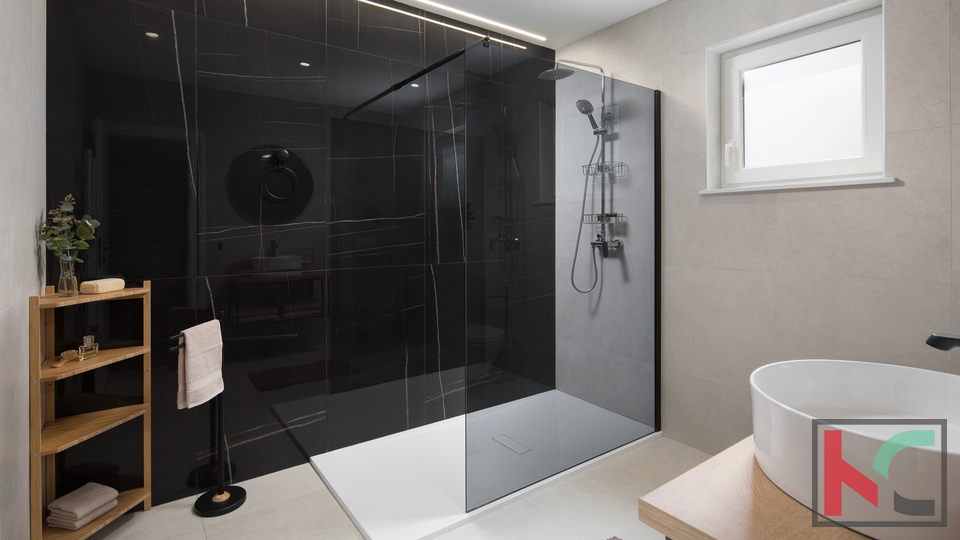 ISTRA&comma; LABIN&comma; VILA S OTVORENIM POGLEDOM NA MORE&comma; &num;PRODAJA