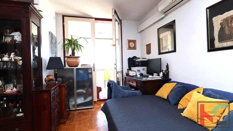 ROVINJ&comma; DVOSOBAN STAN SA POGLEDOM NA MORE I LIFTOM  &num;PRODAJA