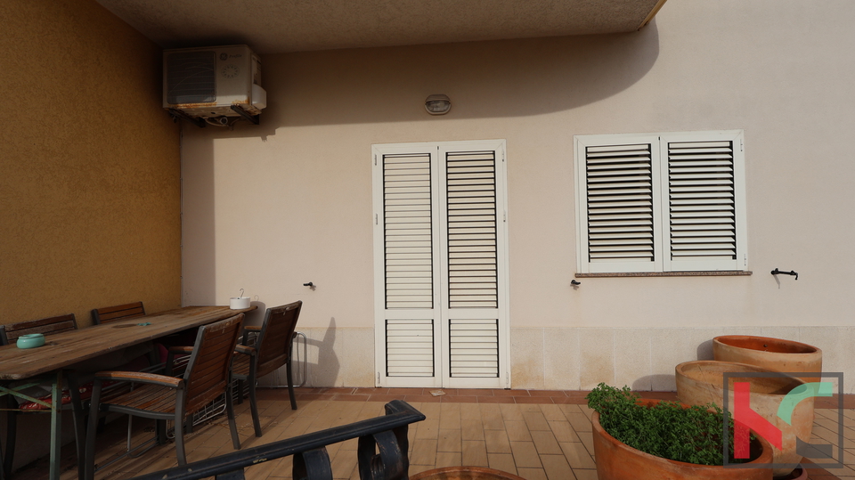 PULA&comma; JEDNOSOBAN STAN U NOVIJOJ ZGRADI &num;PRODAJA