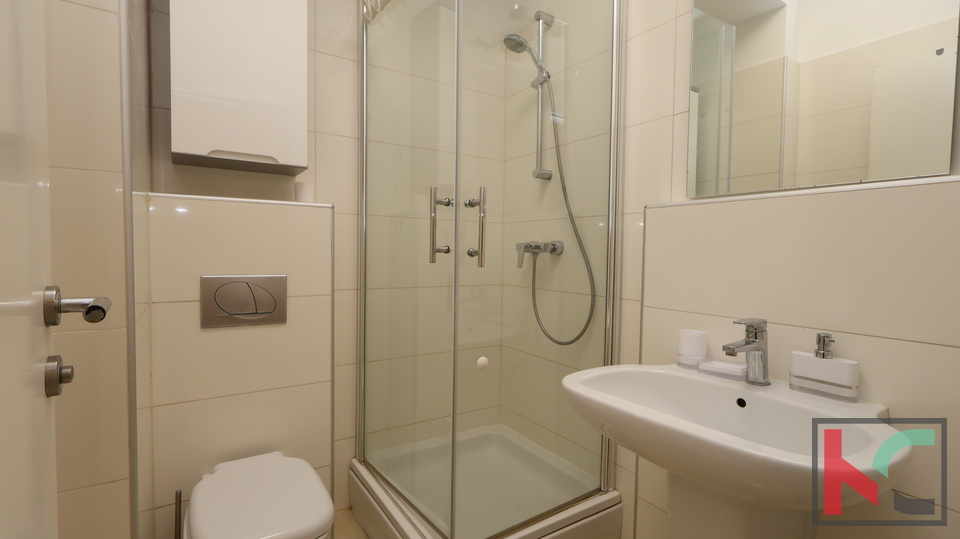 PULA&comma; LUKSUZAN STAN U CENTRU GRADA&comma; GARA&Zcaron;A&comma; LIFT&comma;  &num;PRODAJA