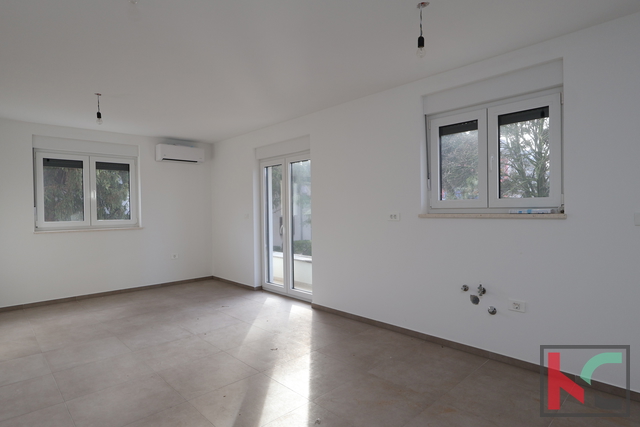 PULA, CENTAR,  STAN U NOVOIZGRAĐENOJ ZGRADI, PARKING,LIFT #PRODAJA