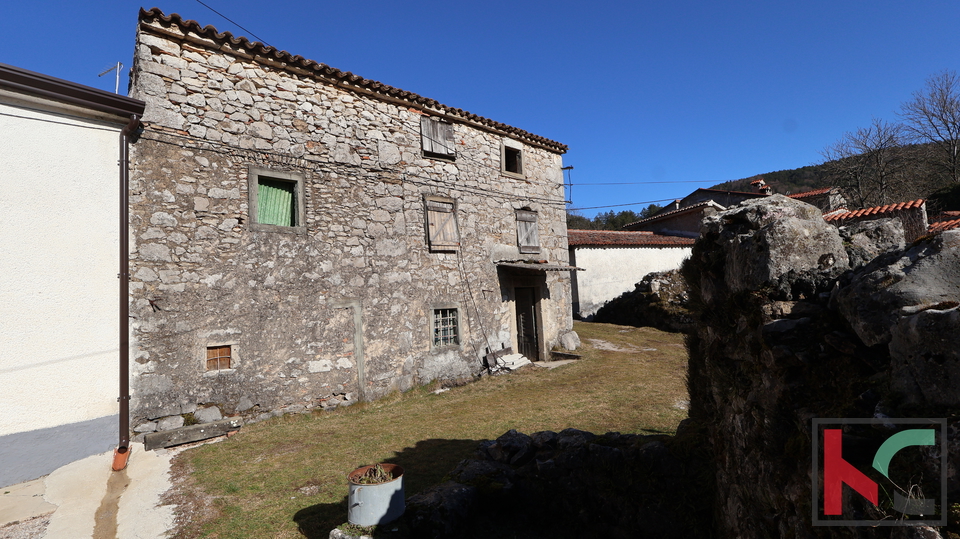 KAMENA KU&Cacute;A U OKOLICI LANI&Scaron;&Cacute;A&comma; &num;PRODAJA