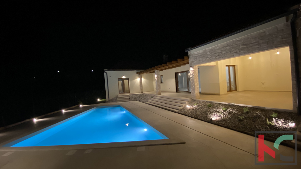 LUKSUZNA VILA, 200m2,TINJAN, #PRODAJA